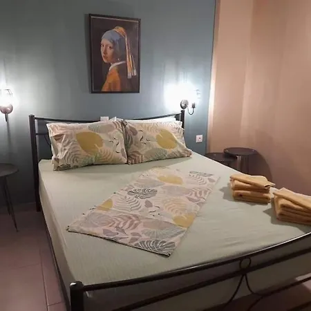 με θέα θάλασσα στην περιοχή της αθύτου Apartment